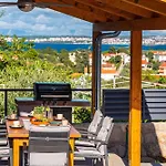 My Dalmatia - Sea View Nana With Private Heated Pool Vikendica