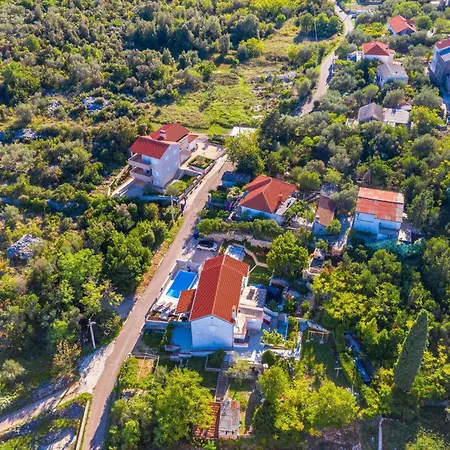 My Dalmatia - Sea View Nana With Private Swimming Pool Lukoran