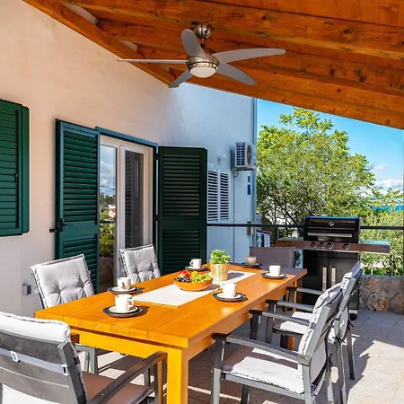 בית נופש My Dalmatia - Sea View Nana With Private Heated Pool Lukoran