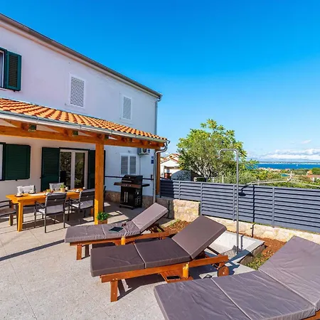 My Dalmatia - Sea View Nana With Private Swimming Pool * Lukoran