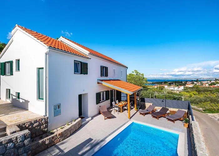 My Dalmatia - Sea View Nana With Private Swimming Pool بيت للعطل