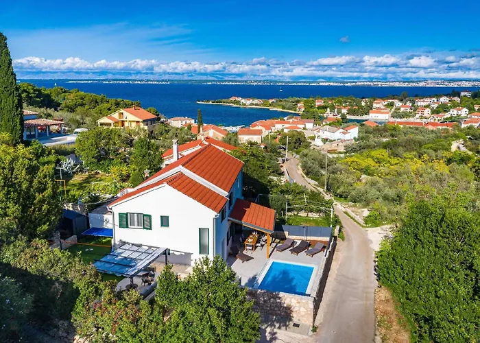 My Dalmatia - Sea View Nana With Private Swimming Pool بيت للعطل